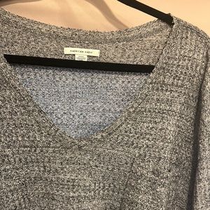 Gray American Eagle light long sleeve